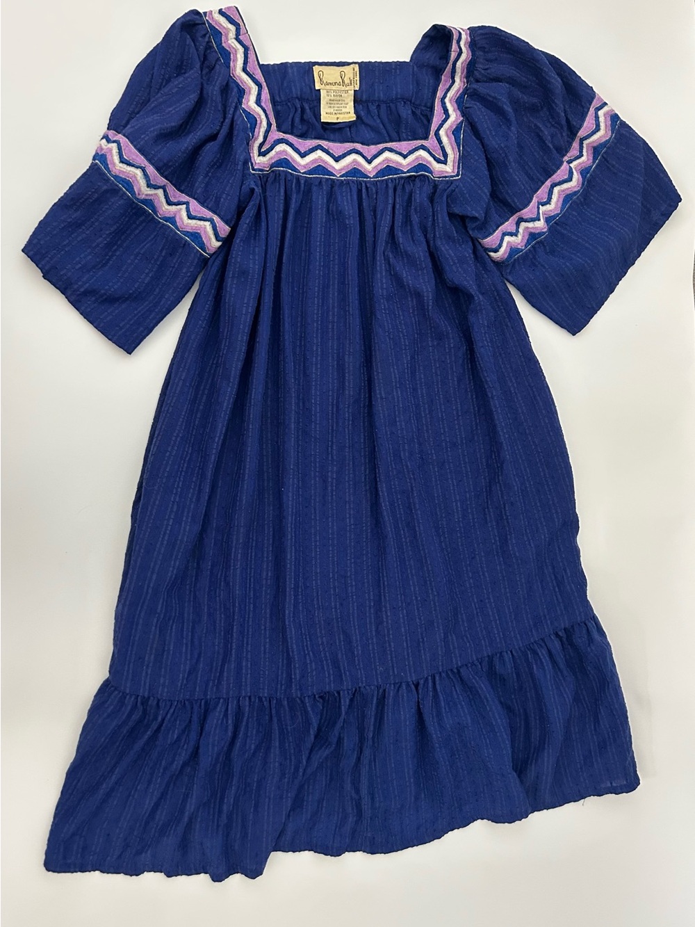 Vtg Ramona Rull Kaftan Dress Muumuu
70’s
Pullover
Embroidered
Square Neck
Boho
P